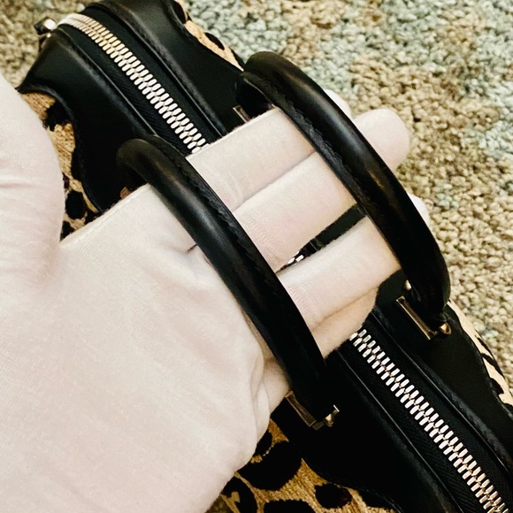 EUC Louis Vuitton Limited Edition Stephen Sprouse Leopard Chenille Baby Bag - Picture 11 of 17